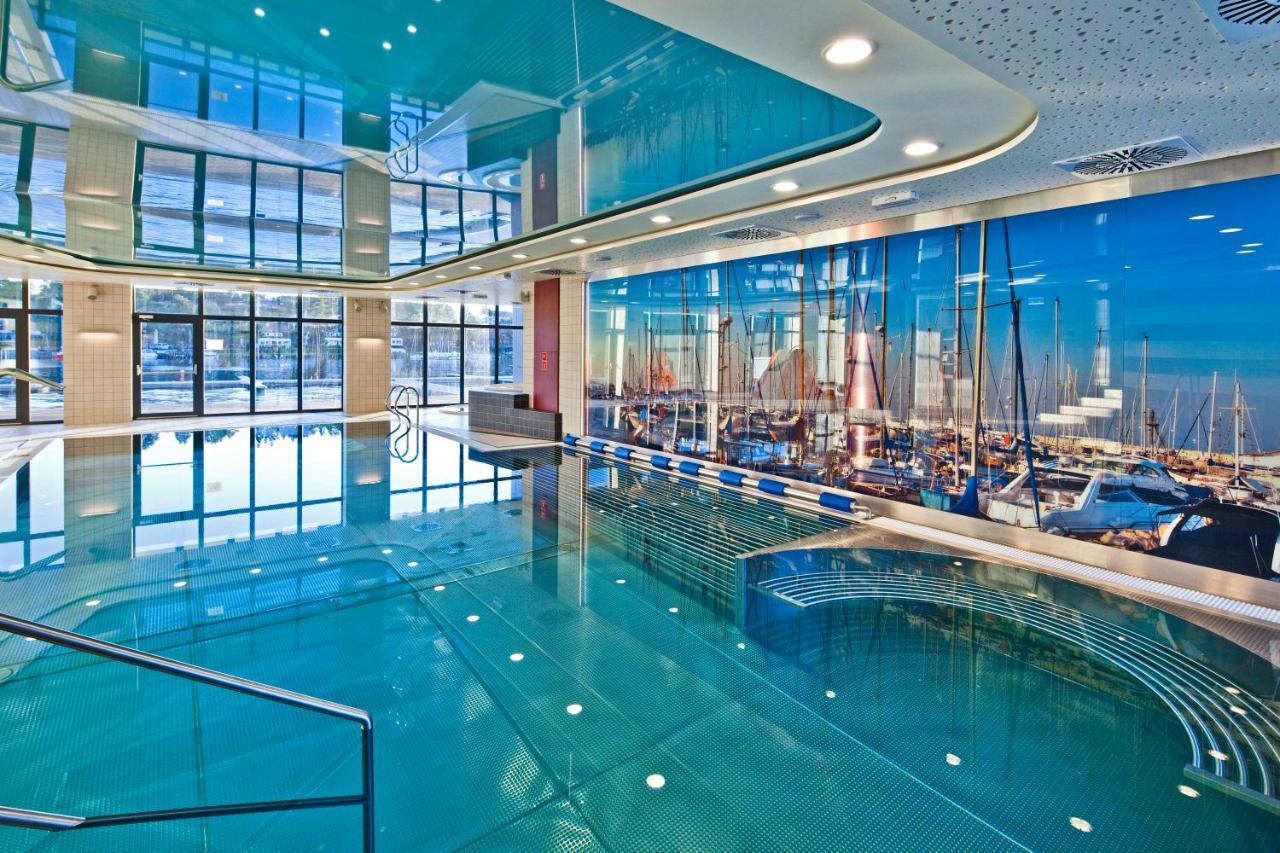 Hotel Mikolajki Leisure & Spa - Destigo Hotels Exterior photo The swimming pool