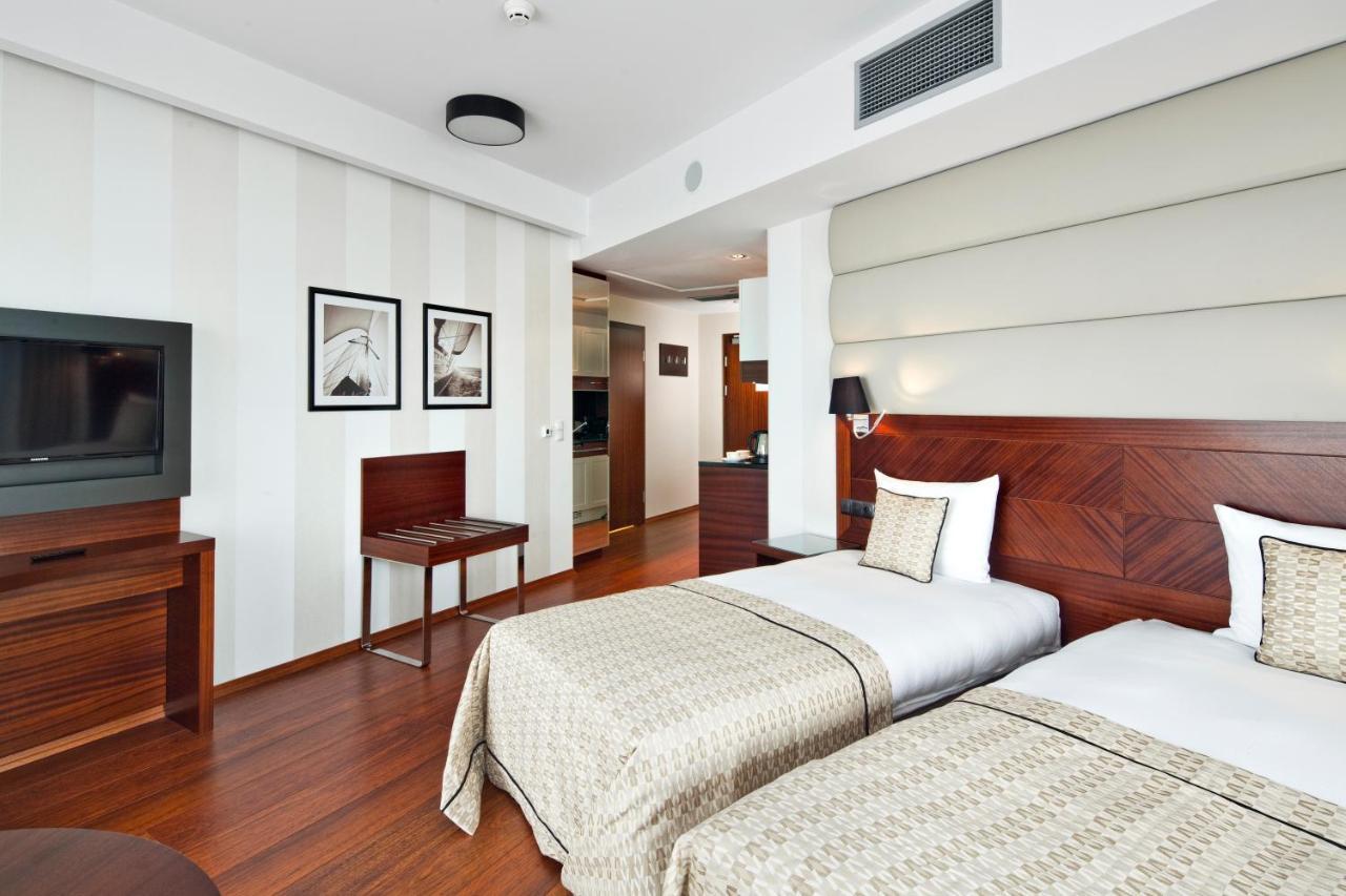 Hotel Mikolajki Leisure & Spa - Destigo Hotels Exterior photo A room at the hotel