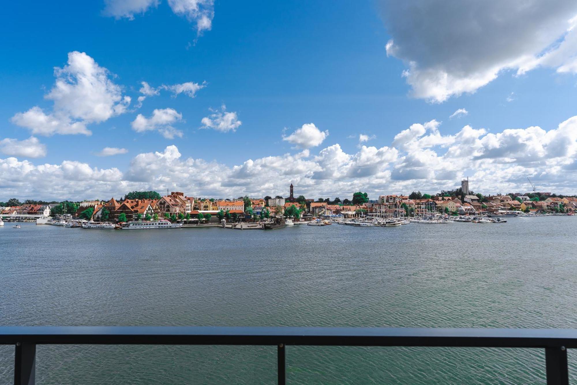 Hotel Mikolajki Leisure & Spa - Destigo Hotels Exterior photo View of the town from the ferry